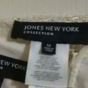 Like Anew Jones of New York fully lined skirt tank